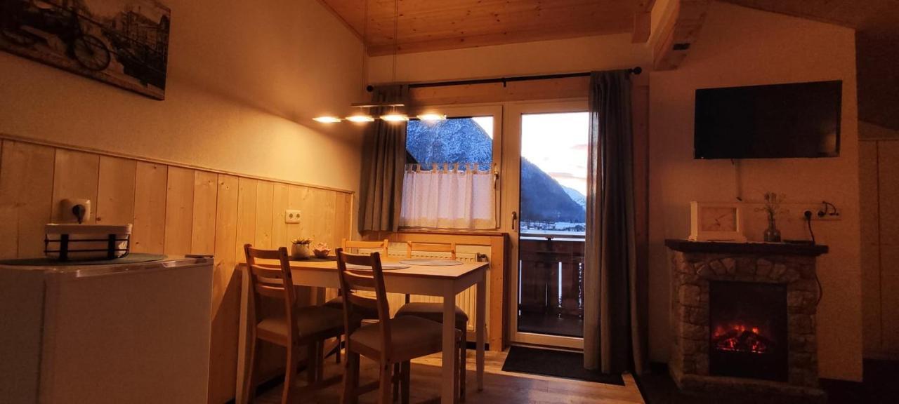 Ferienhaus Lechtaler Alpen Bach  Εξωτερικό φωτογραφία