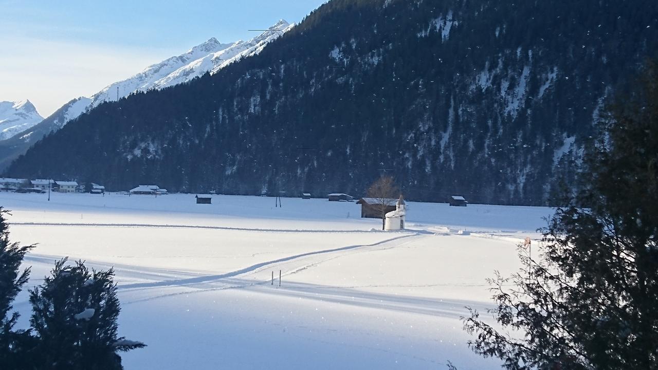 Ferienhaus Lechtaler Alpen Bach  Εξωτερικό φωτογραφία